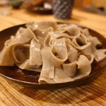 ら すとらあだ - 島根県三瓶産、玄挽き、平打ちそば