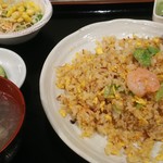 百鶴源 - 百鶴源特製炒飯(夜定食より)880円