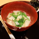 割烹 山路 - ヒラタケと湯葉とセリのあんかけ