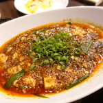 中華バル AZuma - 牛スジの入った麻婆豆腐