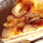 赤い屋根 - 手作りケーキ（栗タルト）