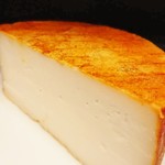BULL LATTE - イボレス(バスク産羊乳のチーズ)