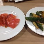 餃子の王将 - トマトと　きゅうりスピードメニュー