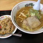 あいづ食堂 - 醤油ラーメンにミニ炒飯セット　950円