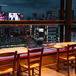 メゾンカイザー テーブル 渋谷ヒカリエ店