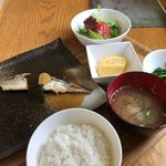 Shun Sai Tori Dori - 秋刀魚煮定食 850円