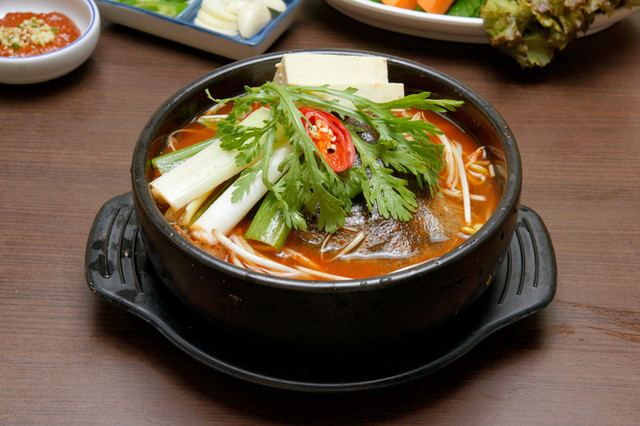 韓国刺身 炭火ヌタウナギ 麗水港 ヨスハン 旧店名 チング 東新宿 魚介料理 海鮮料理 食べログ 韓国刺身 炭火ヌタウナギ 麗水港 ヨスハン 旧店名 チング 東新宿 魚介料理 海鮮料理 食べログ