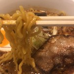 らーめん寅乃虎 - 麺
