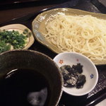 鳥とうどんとお酒 丸和 - ざるうどん