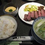 牛たん炭焼 利久 西口本店 - 牛タン定食「極」