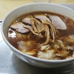 大勝軒 - チャーシューワンタン麺 1,300円 ♪