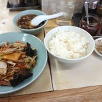 和佐家 - 肉野菜炒め定食
