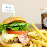 GRILL DEMI  Y's BURGER - 一番人気のY'ｓBURGER☆