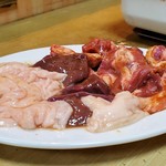 ホルモン焼とん太 - 