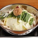 Teppambisutororafu - 豆乳坦坦もつ鍋