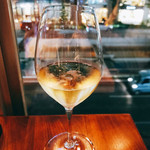 ワインと炭火串焼 銀座 荻 - 