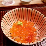 緒方 - イクラの玉子かけごはん