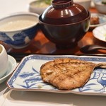 旅館 洋々閣 - 鯵みりん◎、小鉢いろいろ