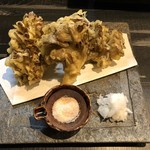 圭蔵 - 奥出雲舞茸の天ぷら