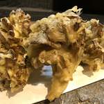 圭蔵 - 奥出雲舞茸の天ぷら