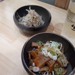 そば助 - 味付けもやし＋おつまみメンマ＋山崎ハイボール