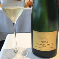 Convivio - スパークリングは甘すぎず舌をリフレッシュしてくれた