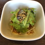 地粉うどん わだち草 - サラダ