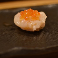 秀徳 2号店 - ホタテ　いくら乗せ　これほんと美味しかった♡