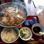 ばんどう太郎 - 味噌煮込みうどんセット 1150円(税別)