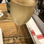 ビストロカフェ レディース&ジェントルメン - シャンパン