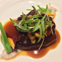 カントニーズ 燕 - 豚スペアリブの煮込み