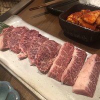 熟成ホルモン・山形牛 炭火焼肉 牛語 - 
