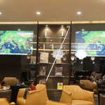 Alitalia Lounge Gate E - ローマは明日も晴れ〜♬