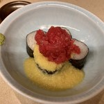 Jun - 〆の食事：海苔巻きにマグロとトロロかけ