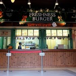 フレッシュネスバーガー - ズーラシア内ジャングルカフェ店。