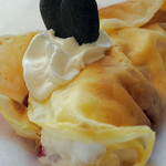 ALICE CREAM - みにあいすくれーぷ・ぶるーべりーそーす（そふとくりぃむ入り）350円