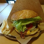 トミーズ - BBキングバーガーとポテト