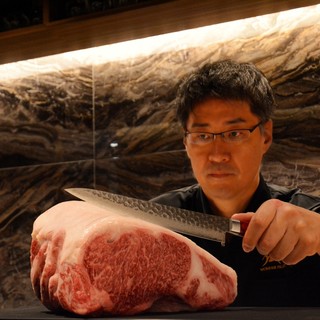 What is the delicious meat that Toru Mitsuoka serves? He sincerely deals with meat and searches for the answer every day