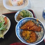 栗林食堂 - カボチャの煮物はサービスだそうです♪