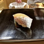 日本橋蛎殻町 すぎた - 真鯛握り