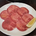 Sumibiyakiniku Kagari - 