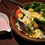 寧々家 - 海老とアボカドのチョップドサラダ