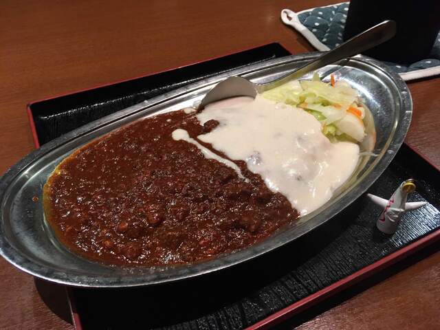 地鶏屋さんのランチで人気の激辛チキンカレー 大阪 肥後橋 By Hanatane 肥後橋南蛮亭 ひごばしなんばんてい 肥後橋 焼鳥 食べログ