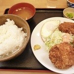 定食屋 六宝亭 - 肉汁メンチカツ定食ご飯大盛り（７９０円）