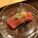 小松 弥助 - ●漬けの海鼠腸のせ握り