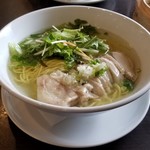 台湾料理 鼎 - 蒸し鶏麺