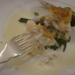 ラ ブラスリー - 真鯛と小海老のパイ包み焼白ワインソース