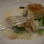 ラ ブラスリー - 真鯛と小海老のパイ包み焼白ワインソース