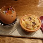 れだん - ミニの冷やし親子丼と玉子の殻の中には牡蠣やイクラが入った料理