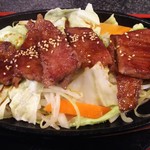 Oshokujidokoro Hanakura - メイン  黒毛和牛焼肉鉄板